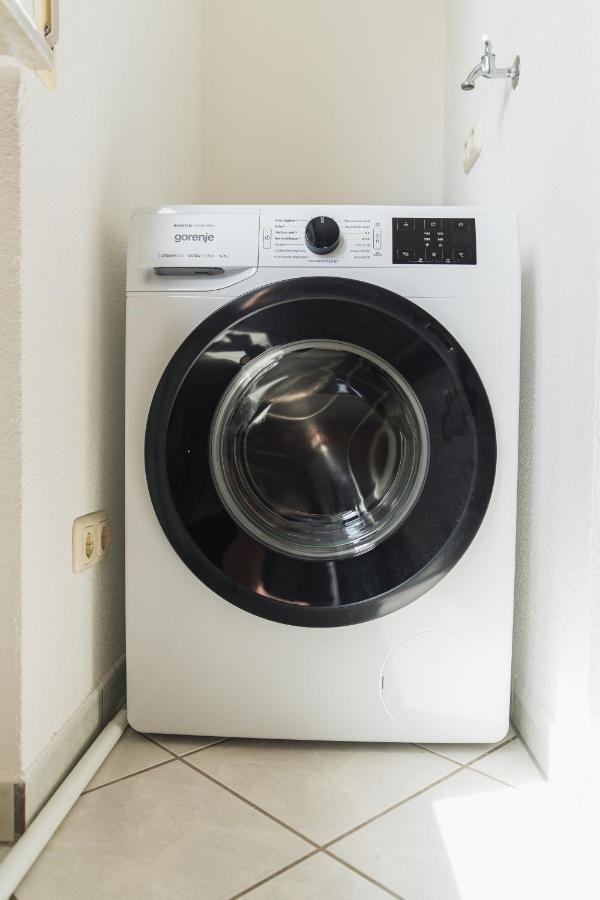Appartment In Den Weinbergen Bei Mainz - Mit 2X Doppelzimmern, 1X Grosses Wohnzimmer, Bad & Kueche Stadecken-Elsheim Dış mekan fotoğraf
