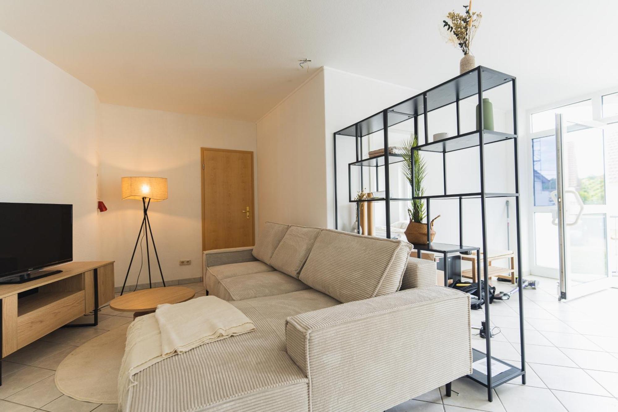 Appartment In Den Weinbergen Bei Mainz - Mit 2X Doppelzimmern, 1X Grosses Wohnzimmer, Bad & Kueche Stadecken-Elsheim Dış mekan fotoğraf
